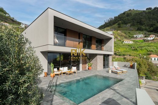 Ribeira Brava, Madeiraのヴィラ