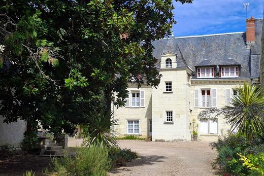 Luxury home in Beaumont-en-Véron, Indre and Loire