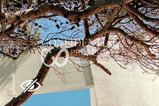 Maison de luxe à Grimaud, Var