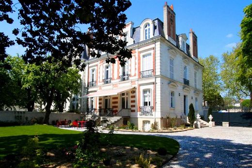 Luxury home in Tours, Indre and Loire