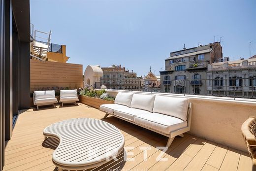 Apartment / Etagenwohnung in Barcelona, Provinz Barcelona