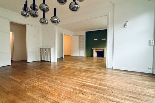 Apartment in Boulogne-Billancourt, Hauts-de-Seine