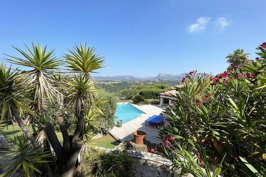 Luxe woning in La Gaude, Alpes-Maritimes