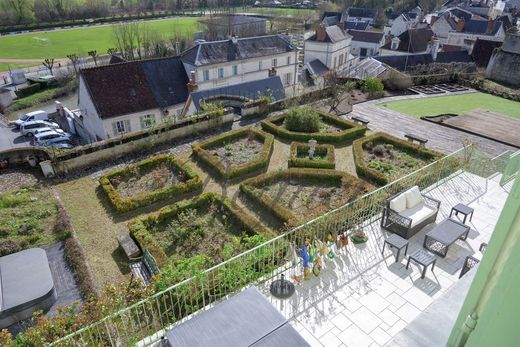 Luxury home in Château de Loches, Indre and Loire