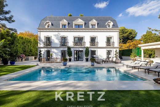 Luxus-Haus in Barcelona, Provinz Barcelona