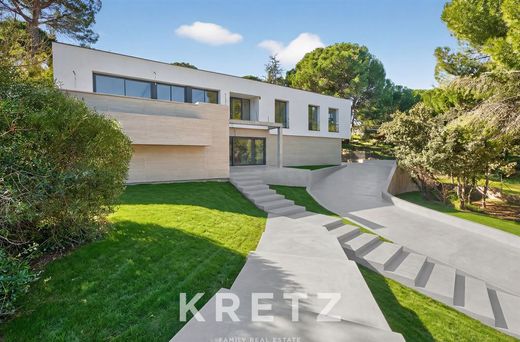 Luxury home in San Martín de Valdeiglesias, Province of Madrid