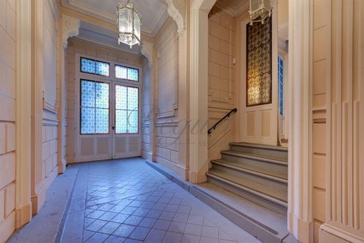 Luxury home in Tours, Indre and Loire