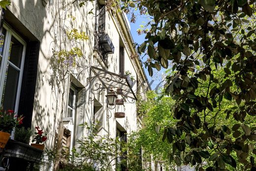 Luxury home in Montparnasse, Alésia, Montsouris, Paris