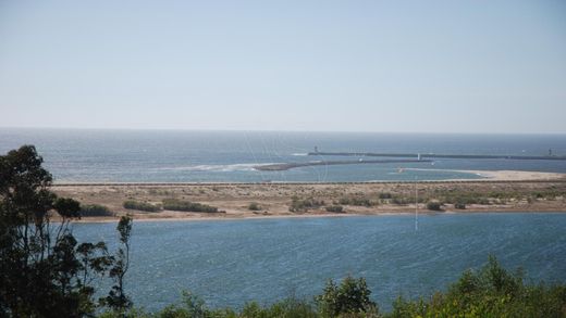 Land in Canidelo, Vila Nova de Gaia