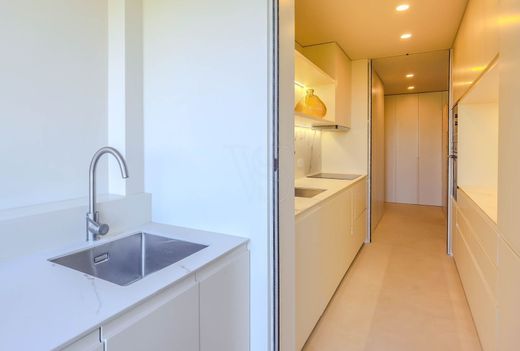 Apartment in Lordelo do Ouro, Porto