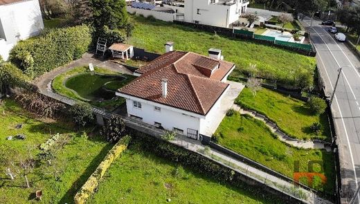 Dom jednorodzinny w Gondomar, Distrito do Porto