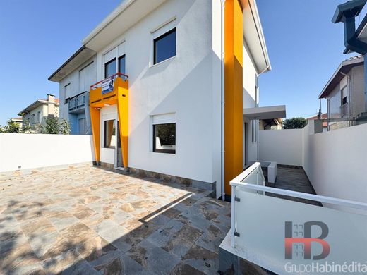 Semidetached House in Campanhã, Porto