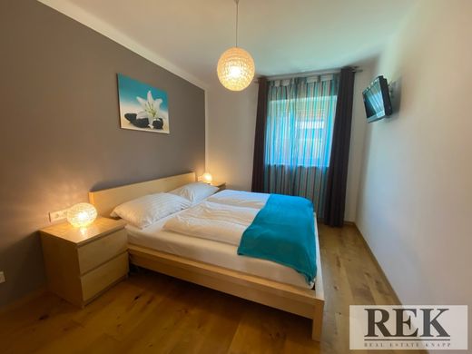 Lüks ev Maishofen, Politischer Bezirk Zell am See