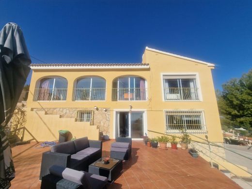 منزل ريفي ﻓﻲ la Nucia, Provincia de Alicante