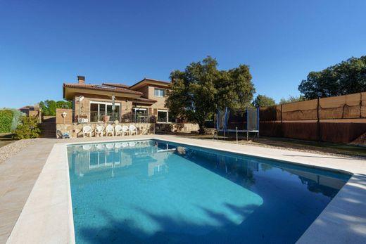 Luxury home in Valdemorillo, Province of Madrid