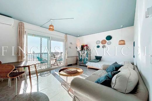 Apartment / Etagenwohnung in Sitges, Provinz Barcelona