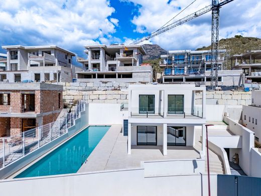 Villa in Finestrat, Alicante