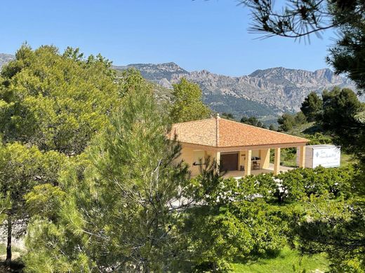 Country House in Confrides, Alicante