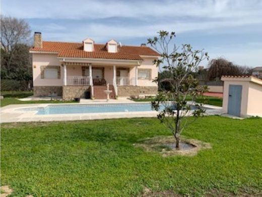 Luxury home in Algete, Province of Madrid