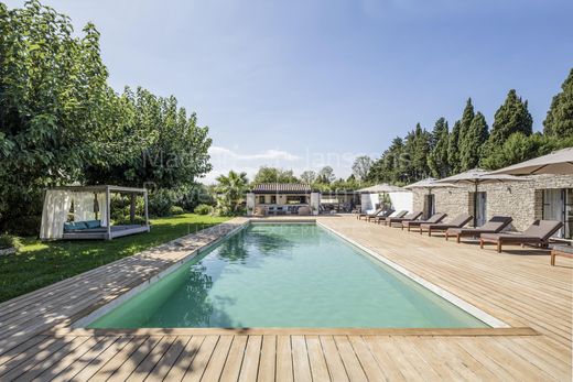 Villa à Maillane, Bouches-du-Rhône