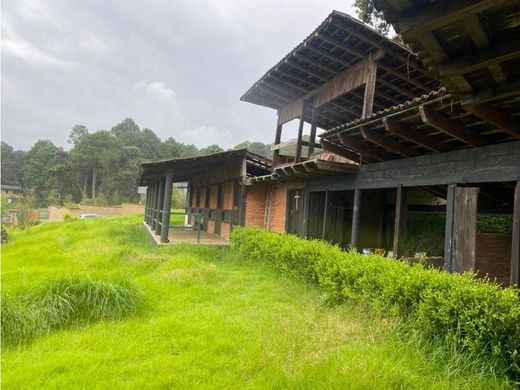 Luxury home in Valle de Bravo, Estado de México
