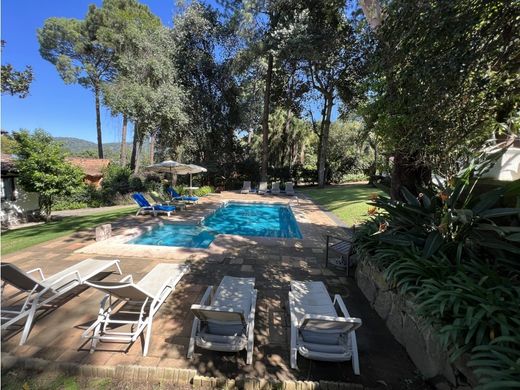 Appartementencomplex in Valle de Bravo, Mexico (staat)