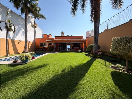 Элитный дом, Куэрнавака, Cuernavaca