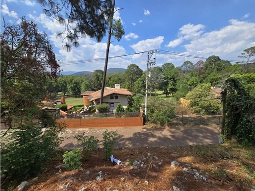 Terreno en Valle de Bravo, Estado de México