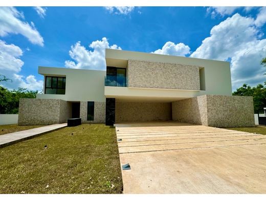 Casa de luxo - Mérida, Iucatã