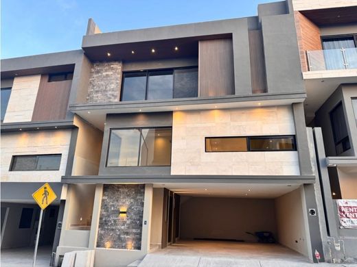 Luxury home in Monterrey, Nuevo León