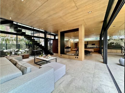 Residential complexes in Valle de Bravo, Estado de México