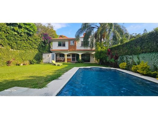 Luxus-Haus in Atlatlahucan, Morelos