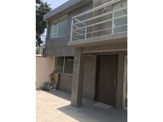 Casa di lusso a Naucalpan de Juárez, Messico (stato federato)