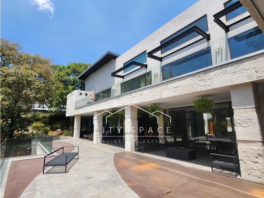 Luxury home in Ciudad López Mateos, Atizapán de Zaragoza