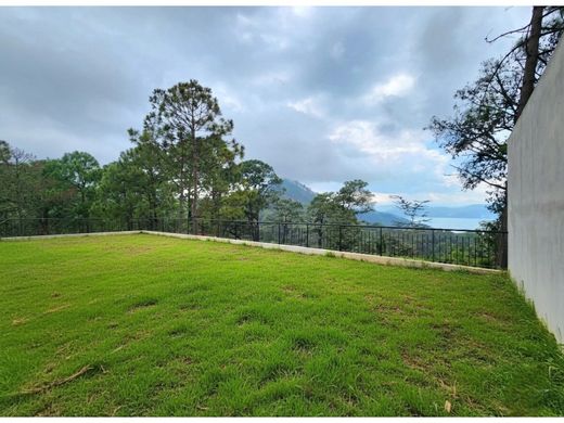 Casa de lujo en Valle de Bravo, Estado de México