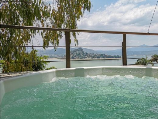 Элитный дом, Валье-де-Браво, Valle de Bravo