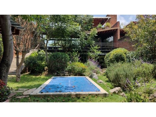 Luxury home in Valle de Bravo, Estado de México