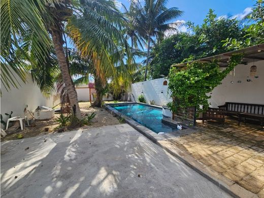 Luxury home in Progreso, Yucatán