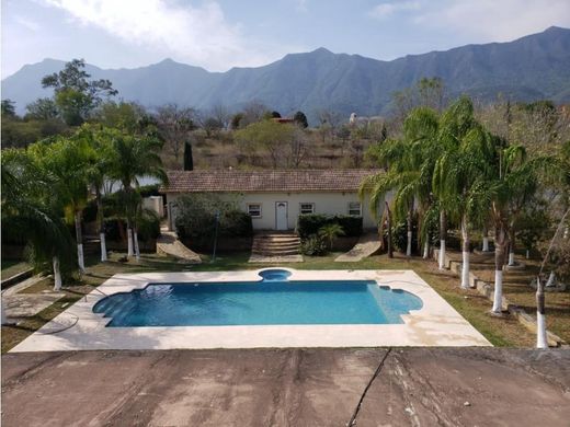 Landhuis in Cadereyta Jiménez, Nuevo León