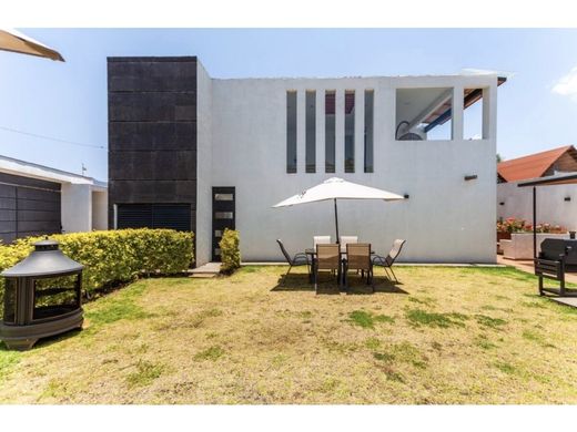 Luksusowy dom w Valle de Bravo, Estado de México