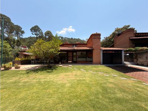 Complesso residenziale a Valle de Bravo, Messico (stato federato)
