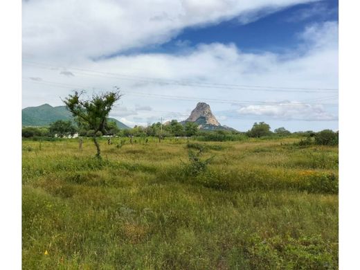 Terreno a Bernal, Ezequiel Montes