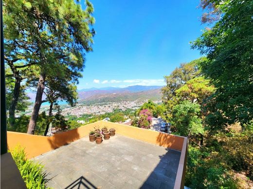 Элитный дом, Валье-де-Браво, Valle de Bravo