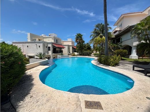 Luxury home in Cancún, Benito Juárez