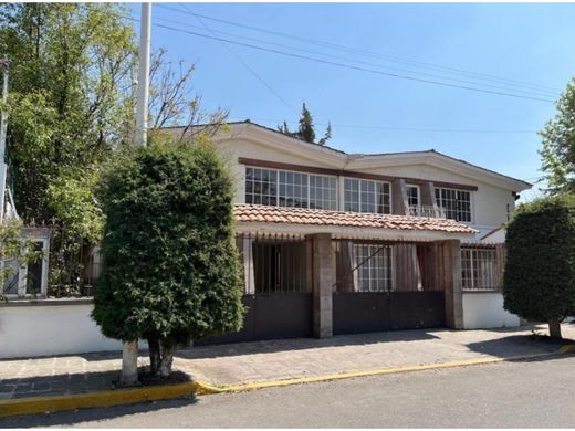 Metepec, Estado de Méxicoの高級住宅