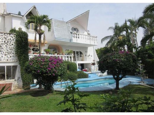 Элитный дом, Куэрнавака, Cuernavaca