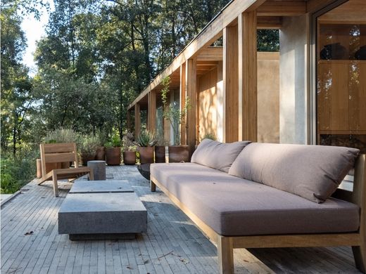 Residential complexes in Valle de Bravo, Estado de México