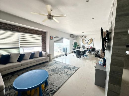 Luxury home in Monterrey, Nuevo León