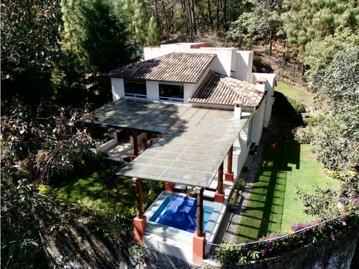 Luxury home in Valle de Bravo, Estado de México