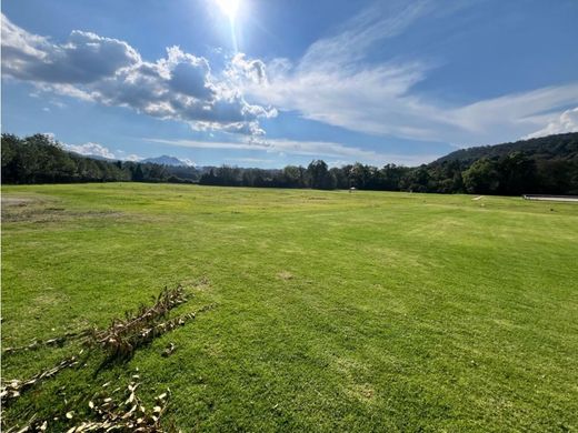 Terreno a Valle de Bravo, Messico (stato federato)